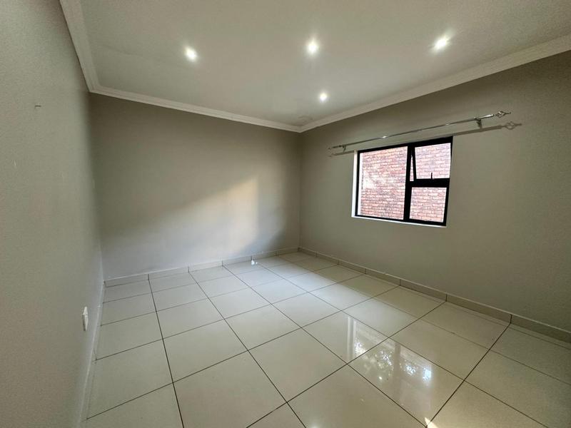 To Let 2 Bedroom Property for Rent in Laudium Gauteng