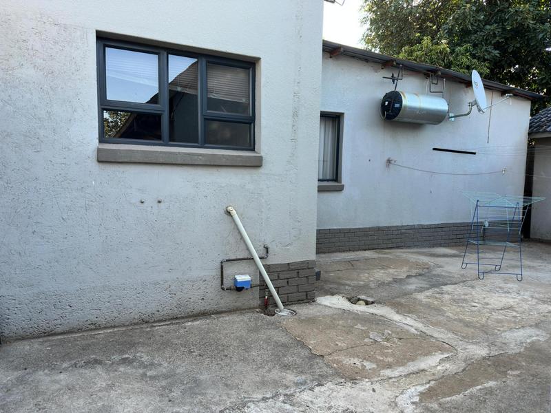 To Let 2 Bedroom Property for Rent in Laudium Gauteng