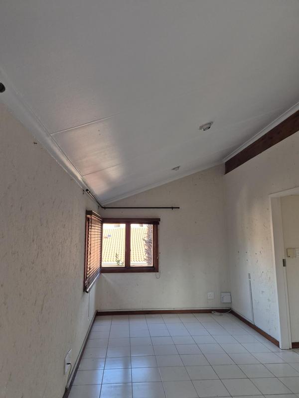 To Let 1 Bedroom Property for Rent in Bedfordview Gauteng