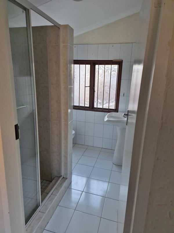 To Let 1 Bedroom Property for Rent in Bedfordview Gauteng