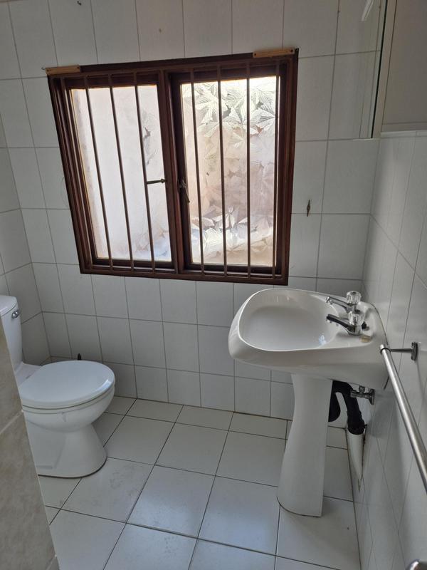 To Let 1 Bedroom Property for Rent in Bedfordview Gauteng