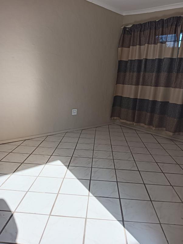 To Let 1 Bedroom Property for Rent in Marlands Gauteng