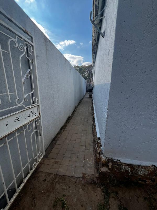 To Let 3 Bedroom Property for Rent in Orange Grove Gauteng