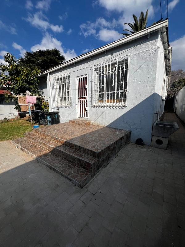 To Let 3 Bedroom Property for Rent in Orange Grove Gauteng
