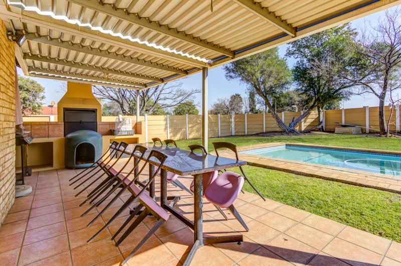 3 Bedroom Property for Sale in Freeway Park Gauteng
