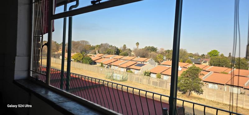 2 Bedroom Property for Sale in Elspark Gauteng