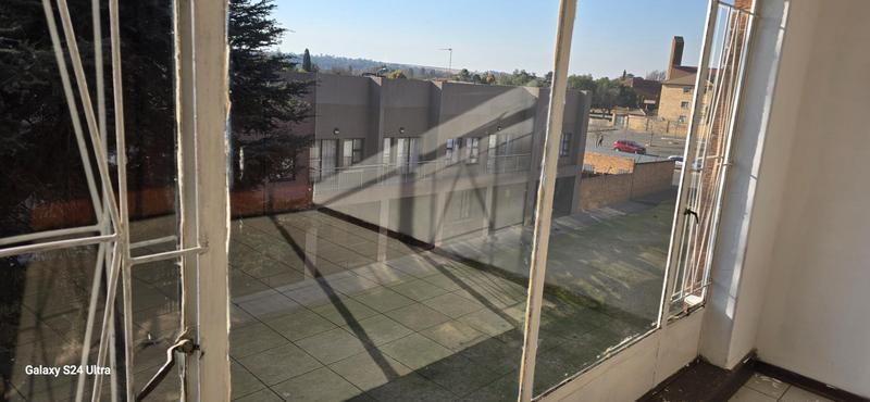 2 Bedroom Property for Sale in Elspark Gauteng