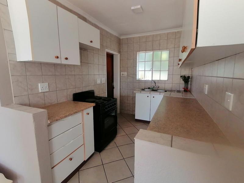 To Let 2 Bedroom Property for Rent in Dalview Gauteng