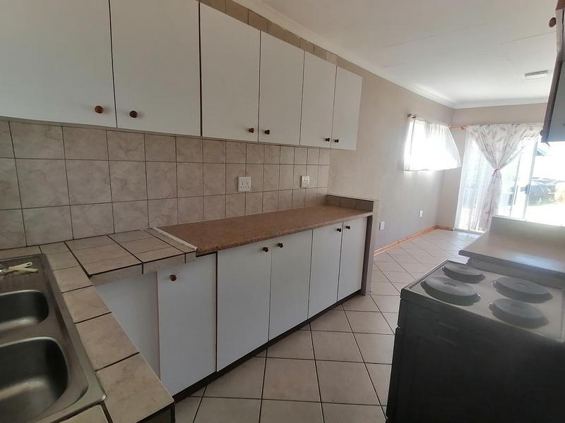 To Let 2 Bedroom Property for Rent in Dalview Gauteng