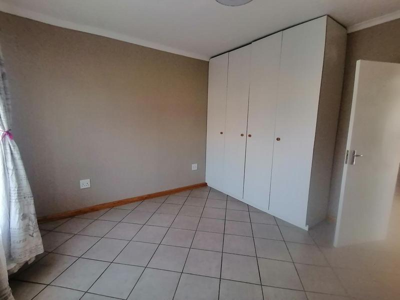 To Let 2 Bedroom Property for Rent in Dalview Gauteng
