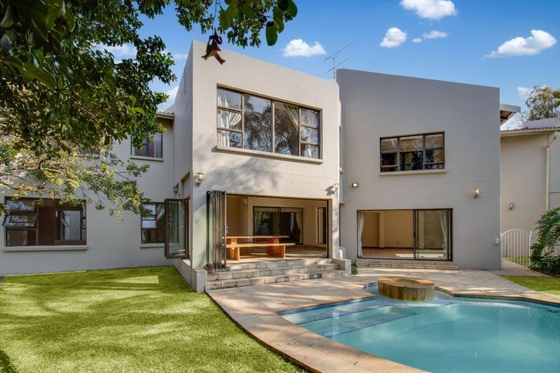 To Let 6 Bedroom Property for Rent in Fourways Gardens Gauteng