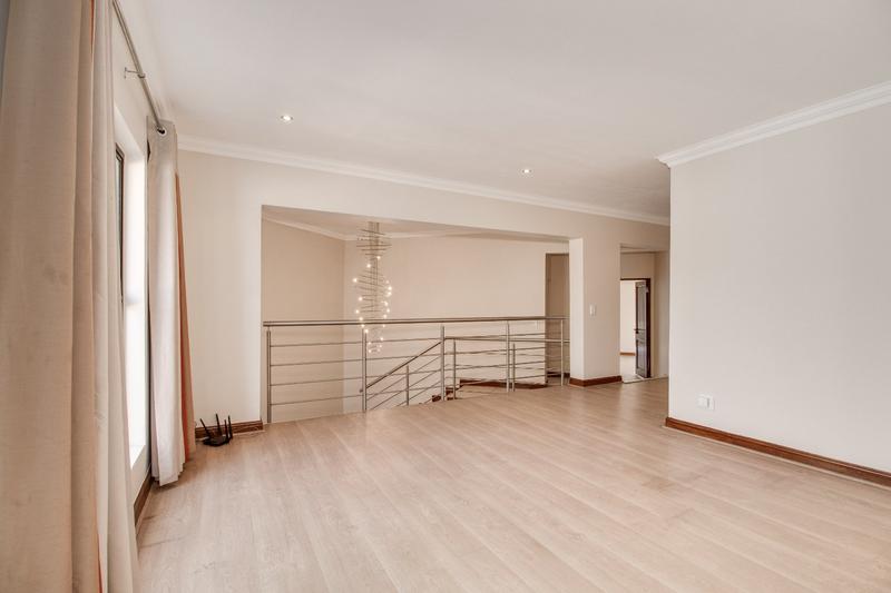 To Let 6 Bedroom Property for Rent in Fourways Gardens Gauteng