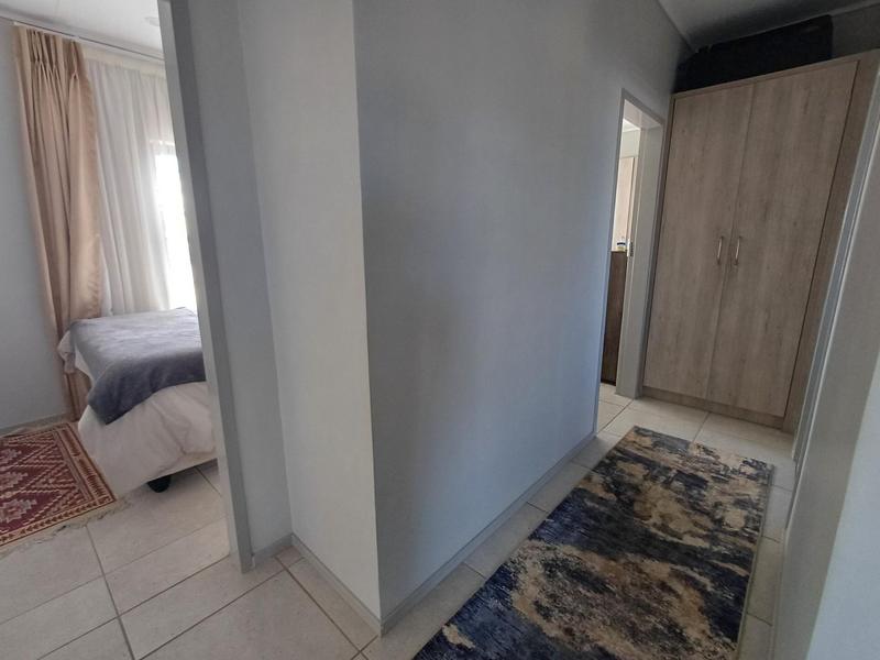To Let 3 Bedroom Property for Rent in Amberfield Gauteng