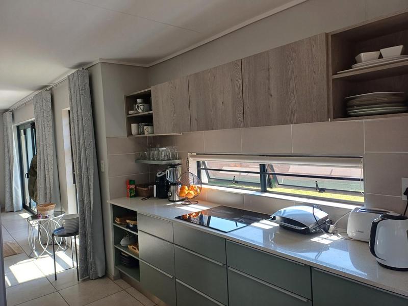 To Let 3 Bedroom Property for Rent in Amberfield Gauteng