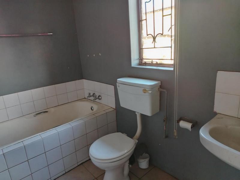 To Let 3 Bedroom Property for Rent in Danville Gauteng