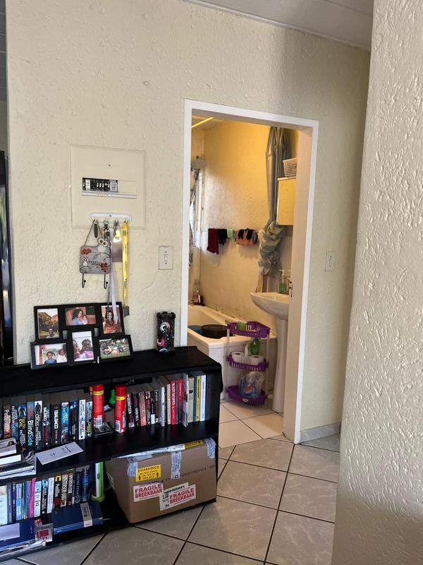 2 Bedroom Property for Sale in Glen Marais Gauteng