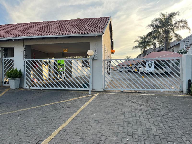 2 Bedroom Property for Sale in Glen Marais Gauteng