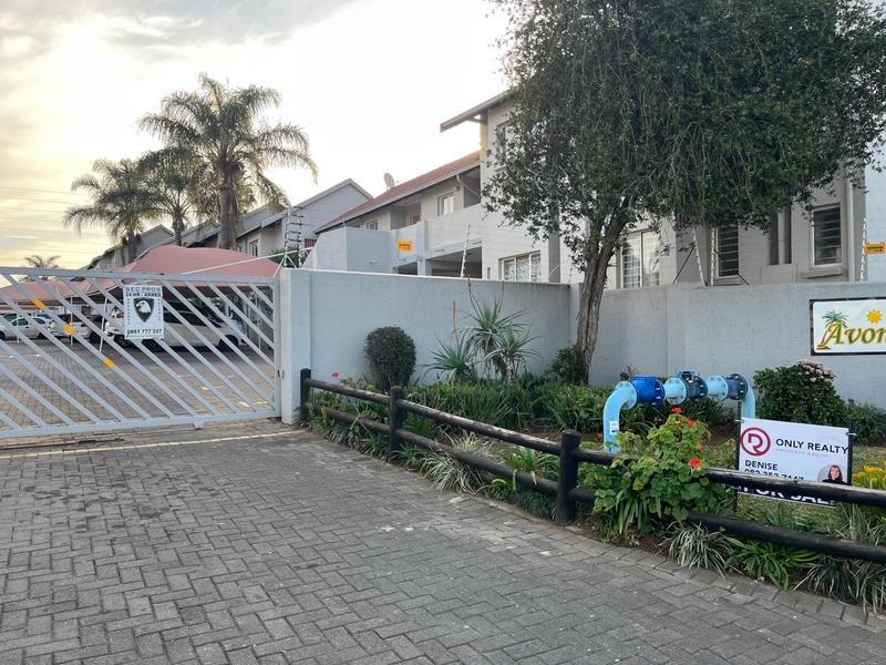 2 Bedroom Property for Sale in Glen Marais Gauteng