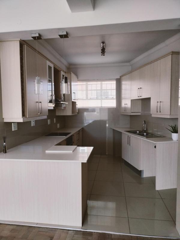 2 Bedroom Property for Sale in Killarney Gauteng