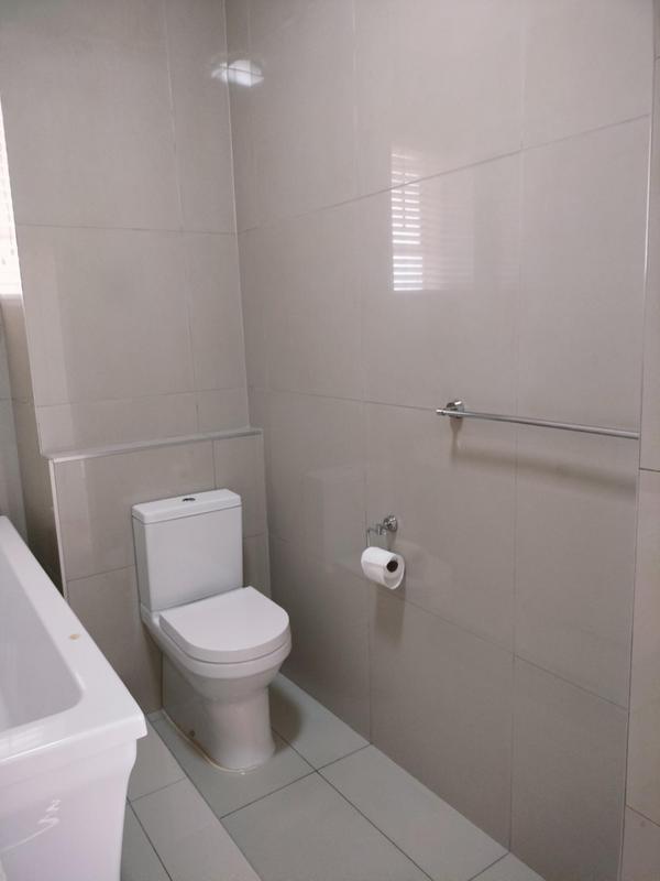 2 Bedroom Property for Sale in Killarney Gauteng