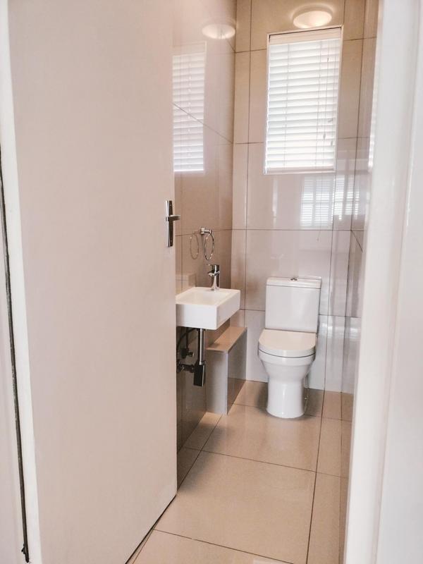 2 Bedroom Property for Sale in Killarney Gauteng