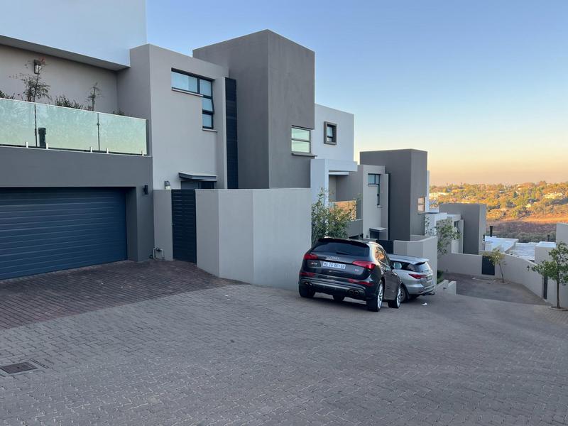 3 Bedroom Property for Sale in Waterkloof Ridge Gauteng