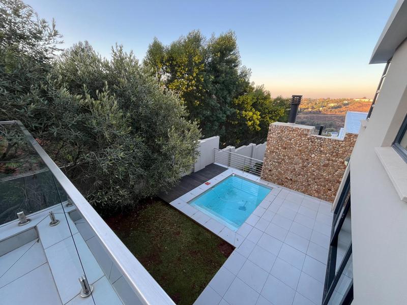 3 Bedroom Property for Sale in Waterkloof Ridge Gauteng