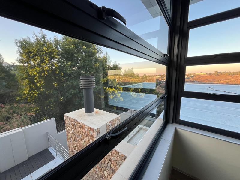 3 Bedroom Property for Sale in Waterkloof Ridge Gauteng