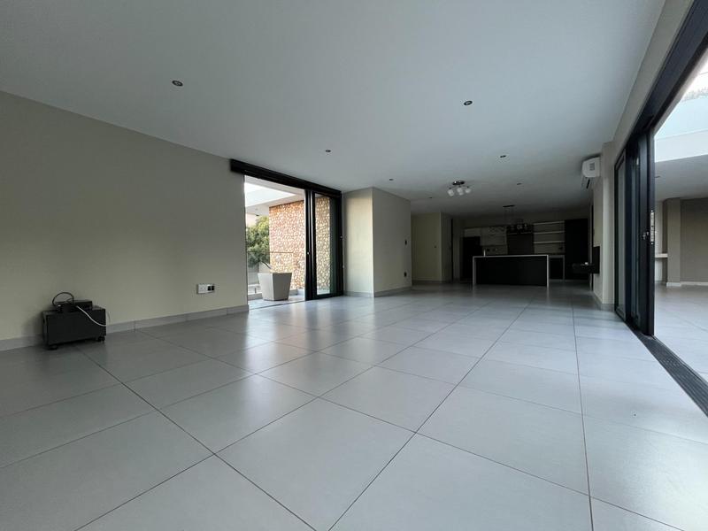3 Bedroom Property for Sale in Waterkloof Ridge Gauteng