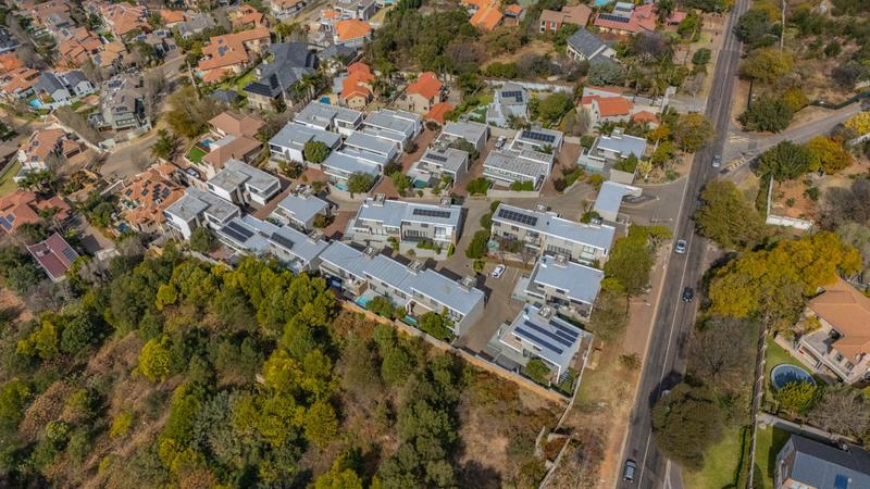 3 Bedroom Property for Sale in Waterkloof Ridge Gauteng