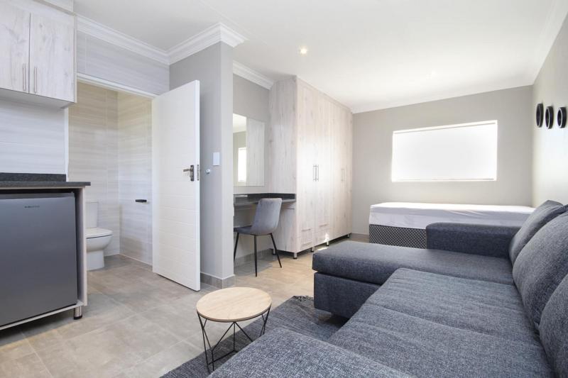 To Let 1 Bedroom Property for Rent in Raslouw Gauteng
