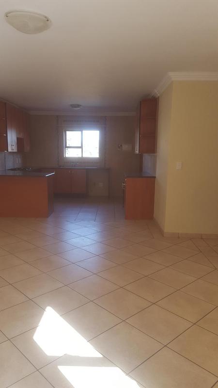To Let 3 Bedroom Property for Rent in Bardene Gauteng