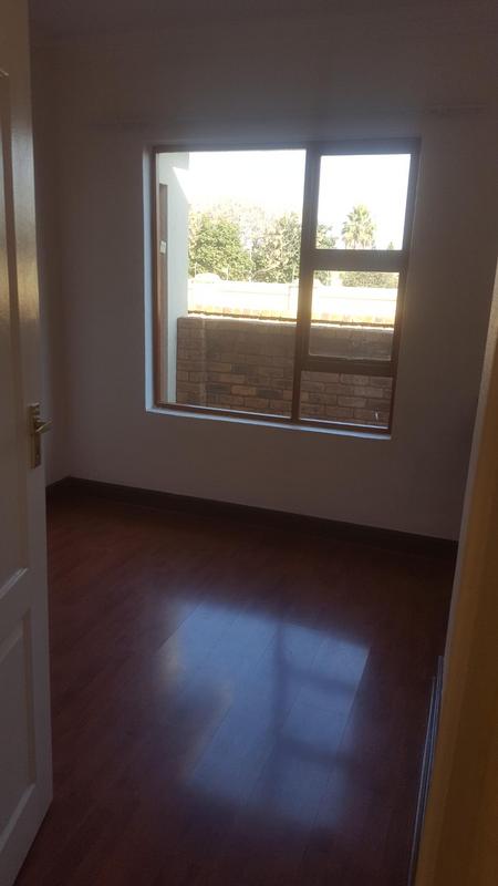 To Let 3 Bedroom Property for Rent in Bardene Gauteng