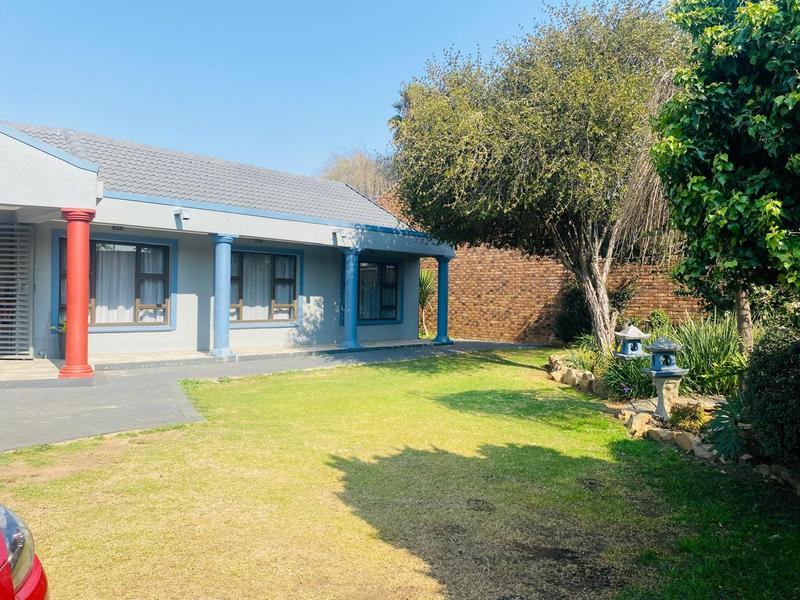 To Let 3 Bedroom Property for Rent in Bartlett Gauteng