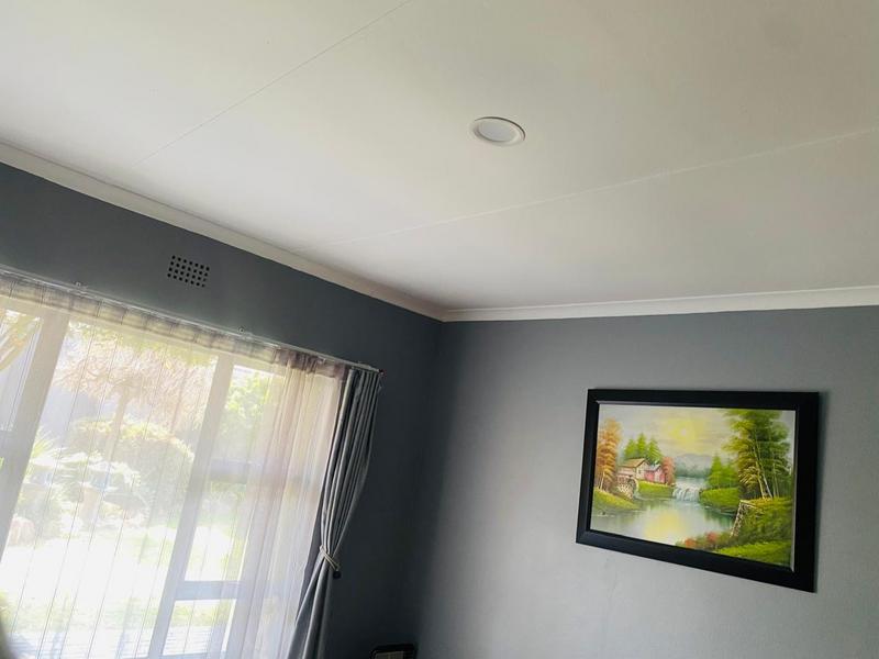 To Let 3 Bedroom Property for Rent in Bartlett Gauteng