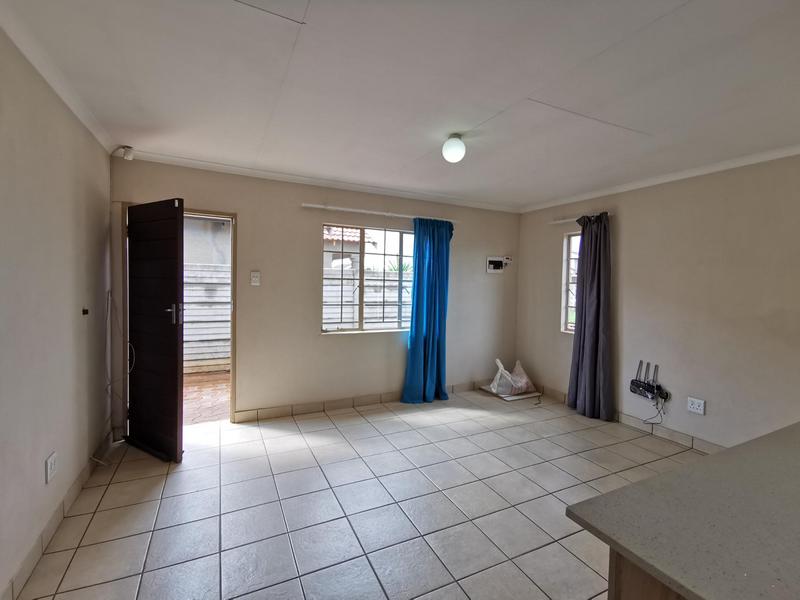 To Let 3 Bedroom Property for Rent in Sky City Gauteng