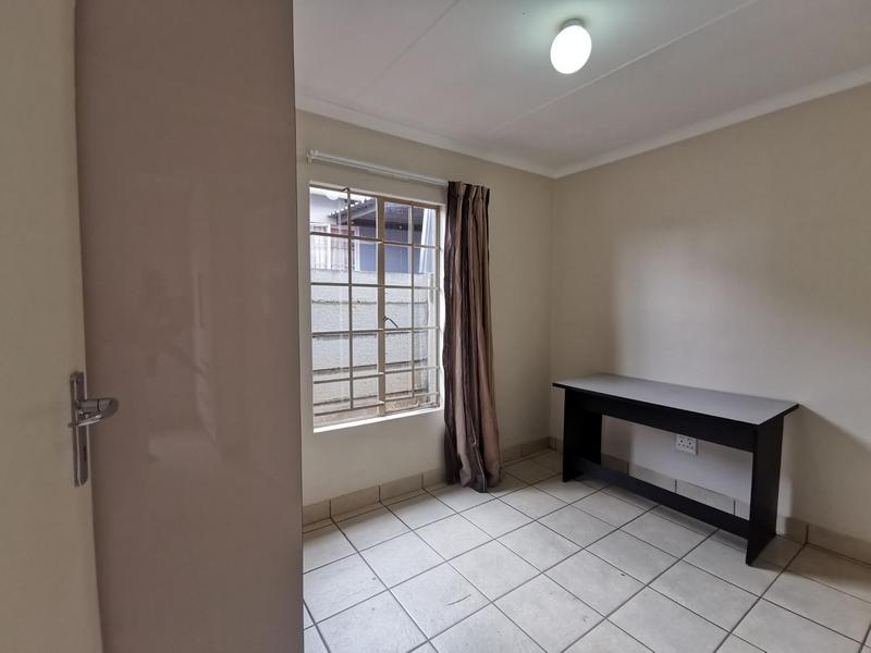 To Let 3 Bedroom Property for Rent in Sky City Gauteng