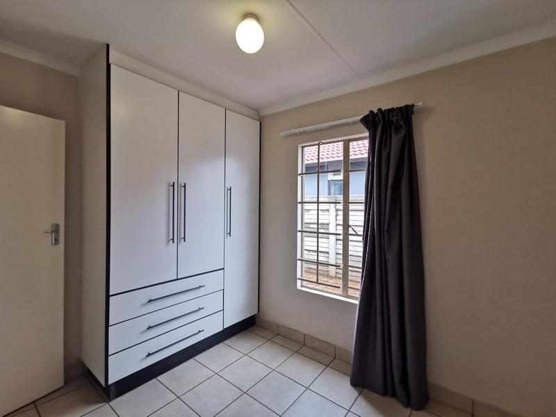 To Let 3 Bedroom Property for Rent in Sky City Gauteng