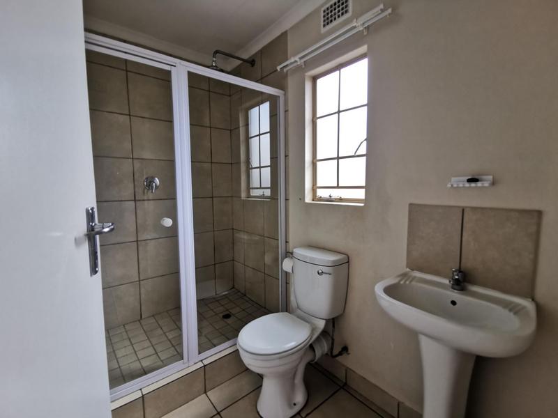 To Let 3 Bedroom Property for Rent in Sky City Gauteng