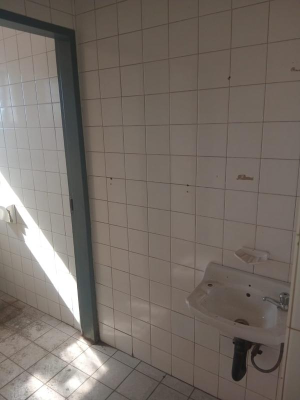 To Let commercial Property for Rent in Benrose Gauteng
