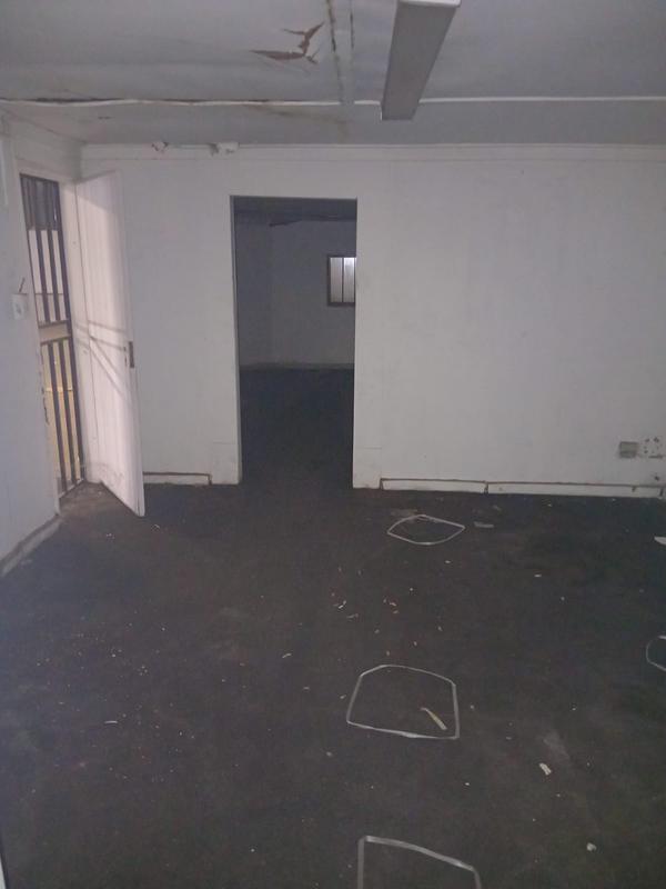 To Let commercial Property for Rent in Benrose Gauteng