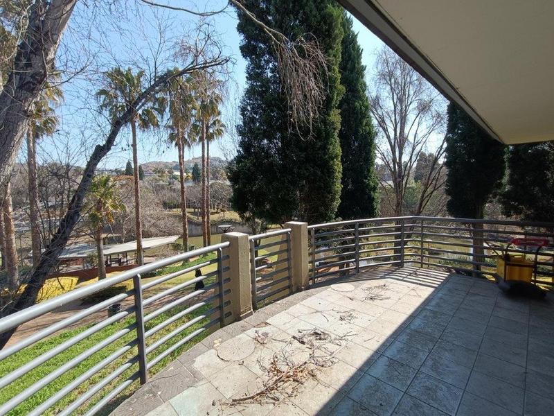 To Let commercial Property for Rent in Weltevreden Park Gauteng