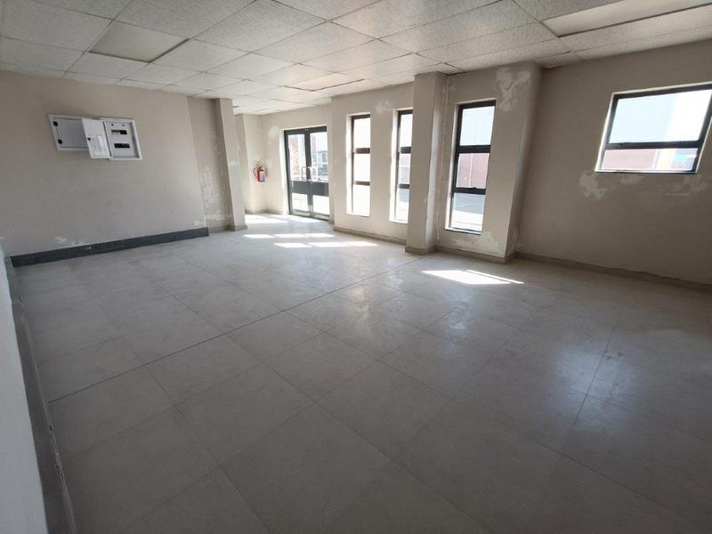 To Let commercial Property for Rent in Randjespark Gauteng