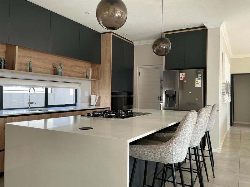 4 Bedroom Property for Sale in Midstream Heights Gauteng