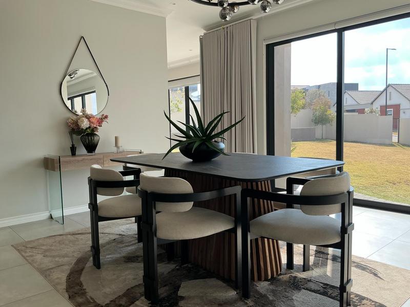 4 Bedroom Property for Sale in Midstream Heights Gauteng