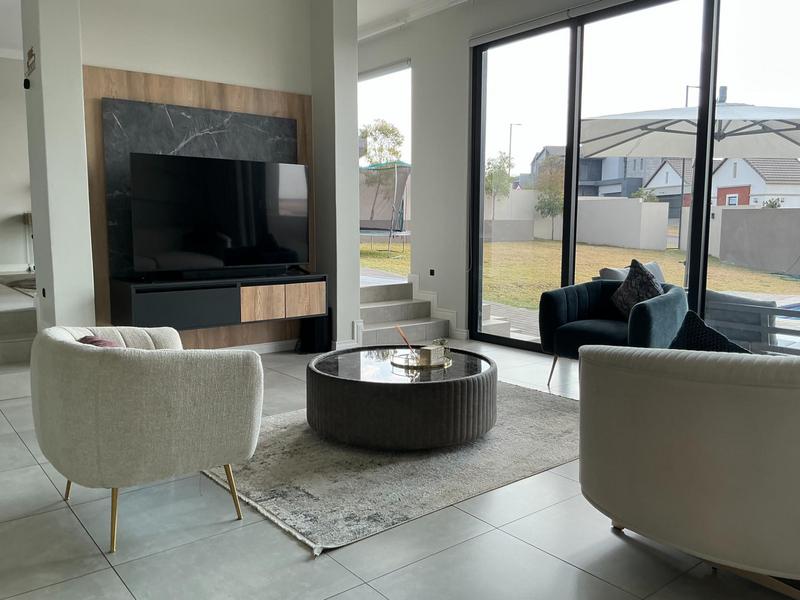 4 Bedroom Property for Sale in Midstream Heights Gauteng