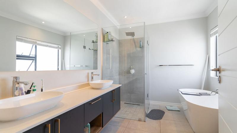 4 Bedroom Property for Sale in Midstream Heights Gauteng