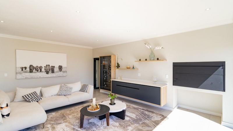 4 Bedroom Property for Sale in Midstream Heights Gauteng