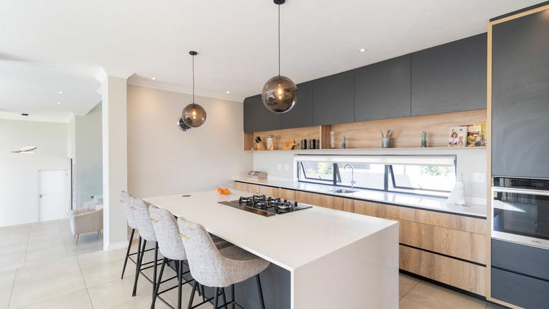 4 Bedroom Property for Sale in Midstream Heights Gauteng
