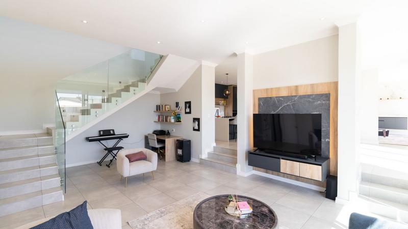 4 Bedroom Property for Sale in Midstream Heights Gauteng